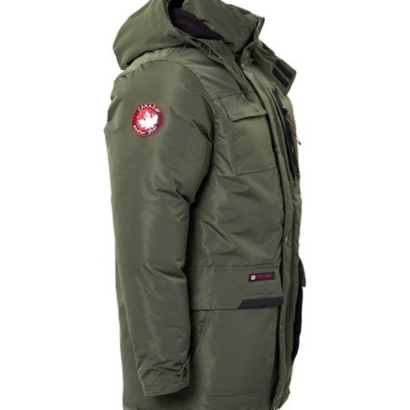 SOLD- Mens Canada Weather Coat - Picture 3 of 6